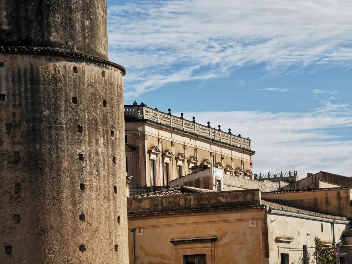 Apartmán Casa Al Teatro Noto Exteriér fotografie