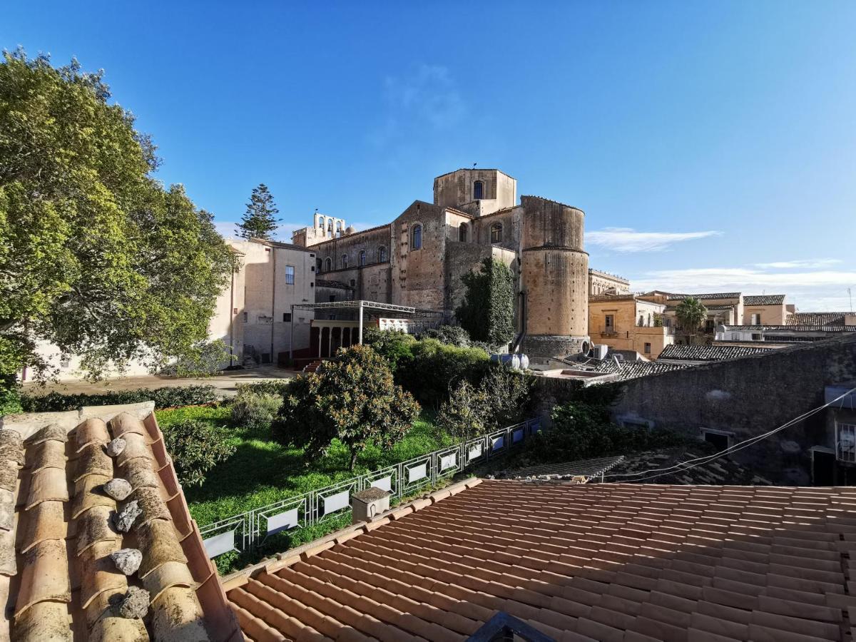 Apartmán Casa Al Teatro Noto Exteriér fotografie