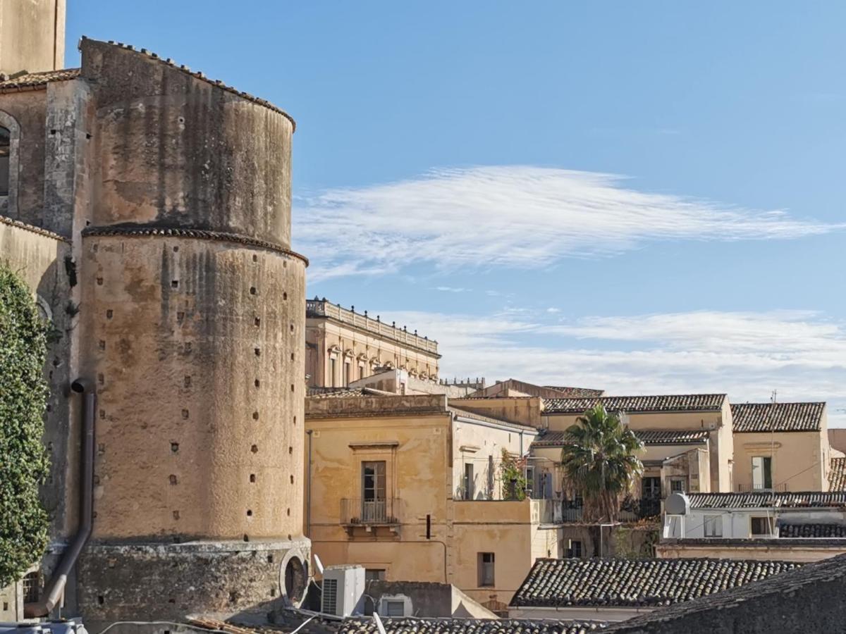 Apartmán Casa Al Teatro Noto Exteriér fotografie