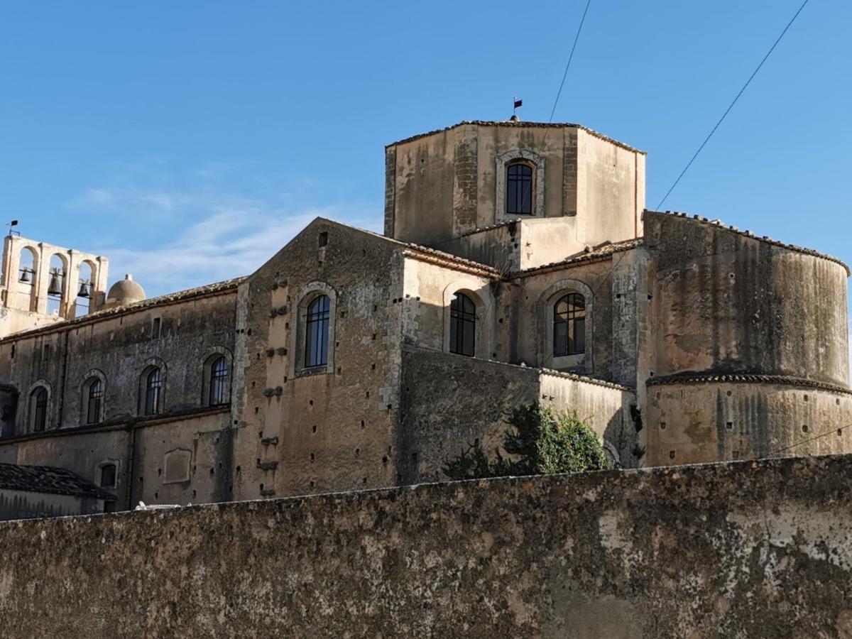 Apartmán Casa Al Teatro Noto Exteriér fotografie