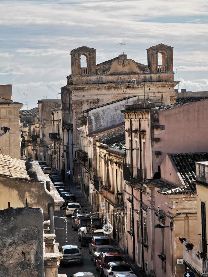 Apartmán Casa Al Teatro Noto Exteriér fotografie